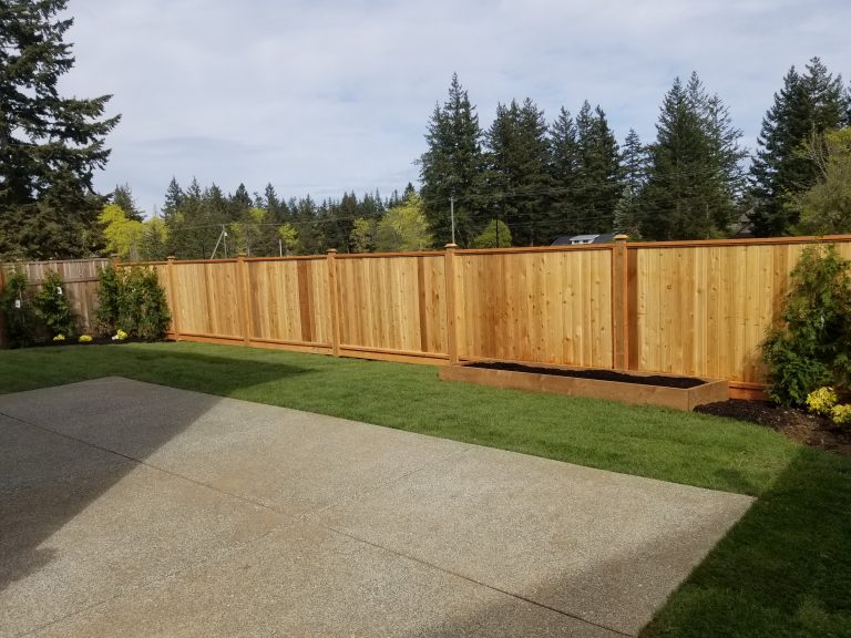Long cedar privacy fence — Island Green Services